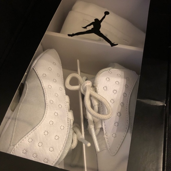 jordan retro 13 infant gift pack